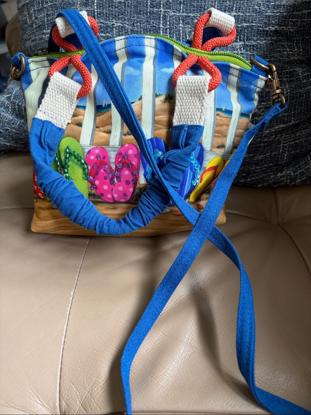 Colorful Flip-Flop Print Blue Crossbody Bag - Picture 3 of 5